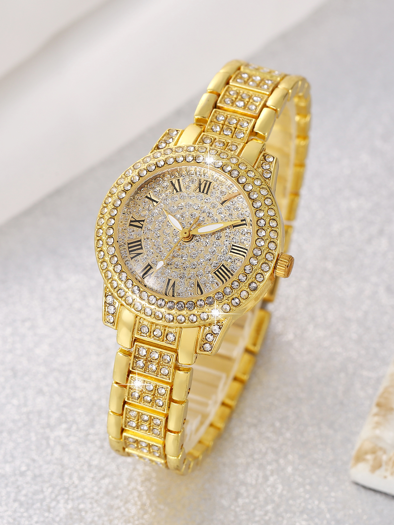 Fashionable round Ladies Quart - Jewelry Box Watches Bracelets のレビューと価格