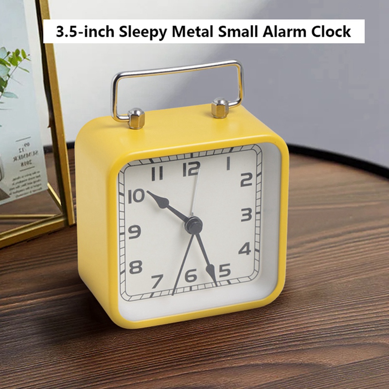 Small Metal Square Alarm Clock - Watches & Jewelry Repair Center Photos のレビューと価格