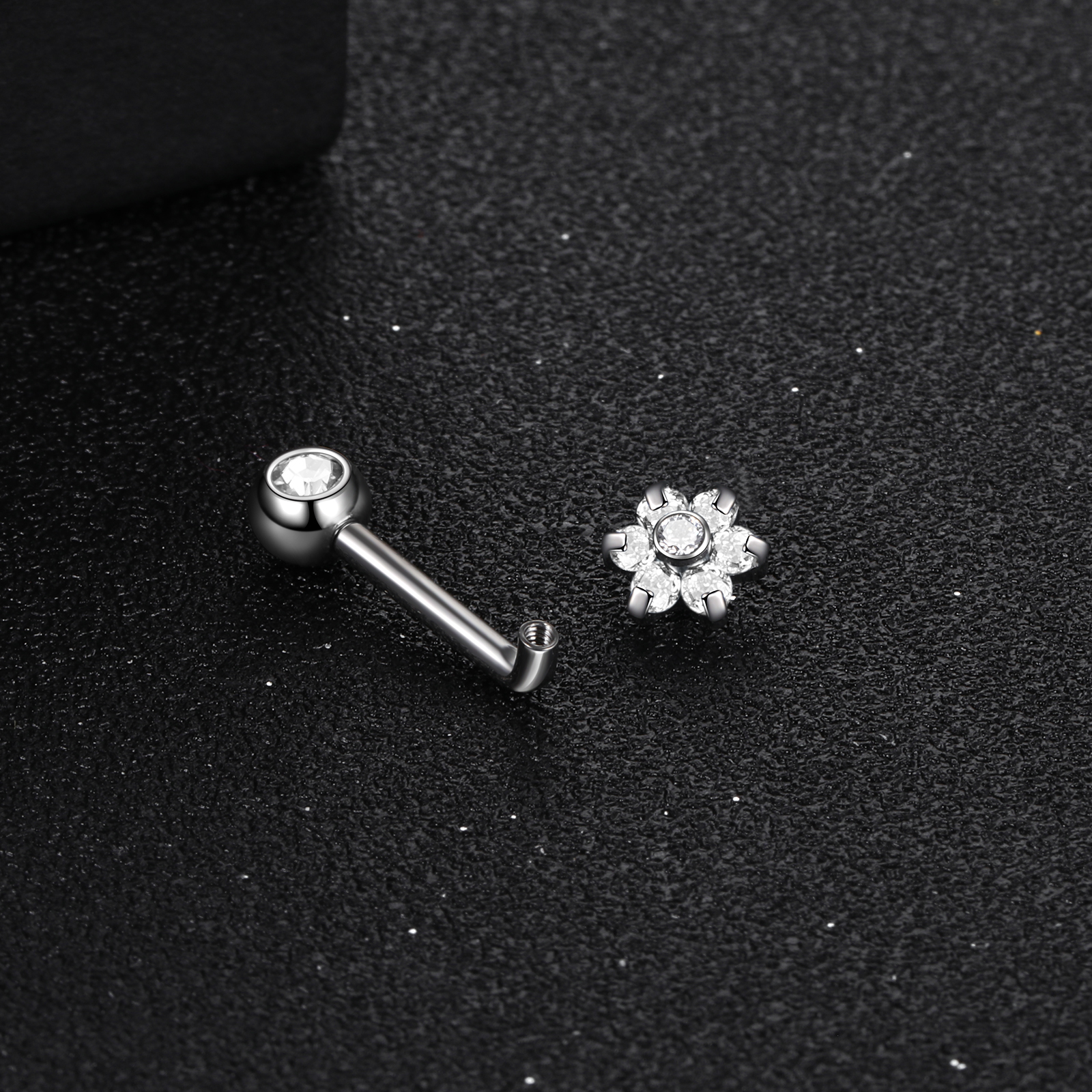 1PC Titanium Christina Piercin - Christina Jewelry & Watches Marguerite Ørestik Forgyldt Sølv のレビューと価格