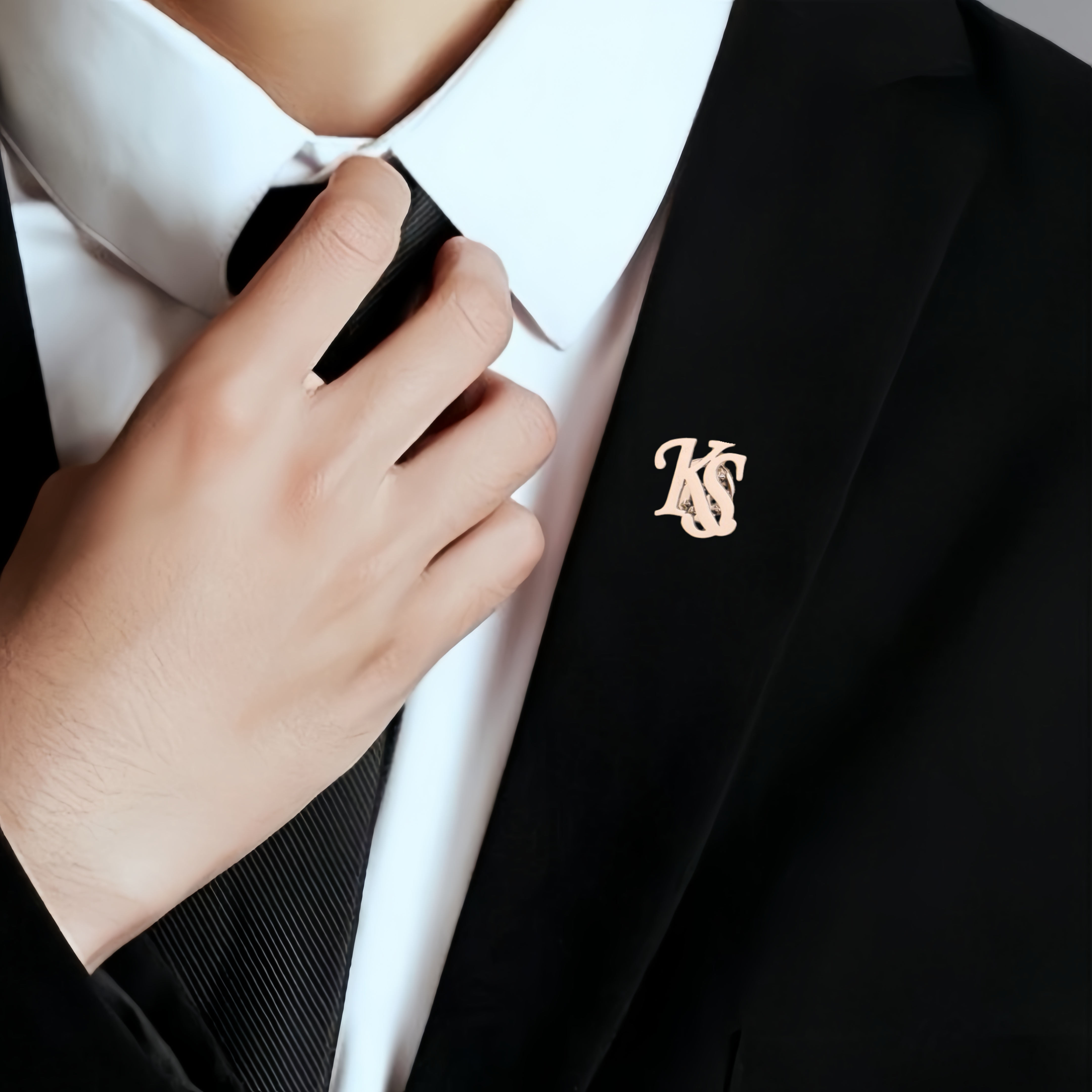 Personalized Initials Jacket L - Vintage Brooch Pin のレビューと価格