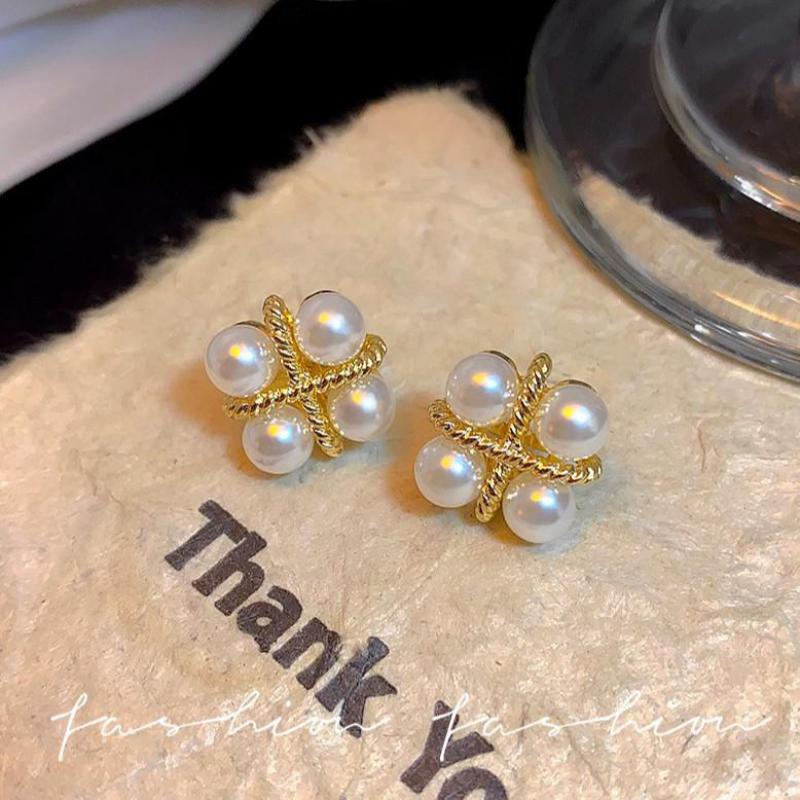 925 Silver Needle Korean Fashi - Pearl Stud Earrings のレビューと価格