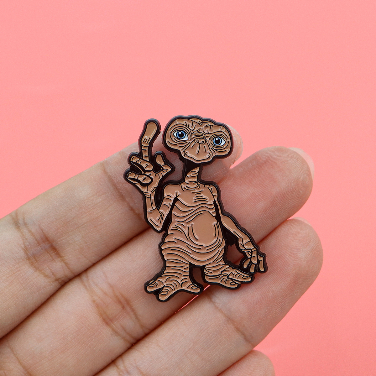 Vintage Funny Alien Enamel Car - Vintage Brooch Pin のレビューと価格